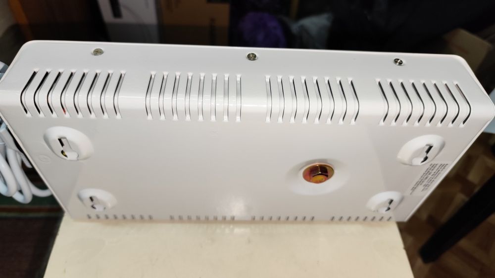 Стабілізатор напруги 1000ВА