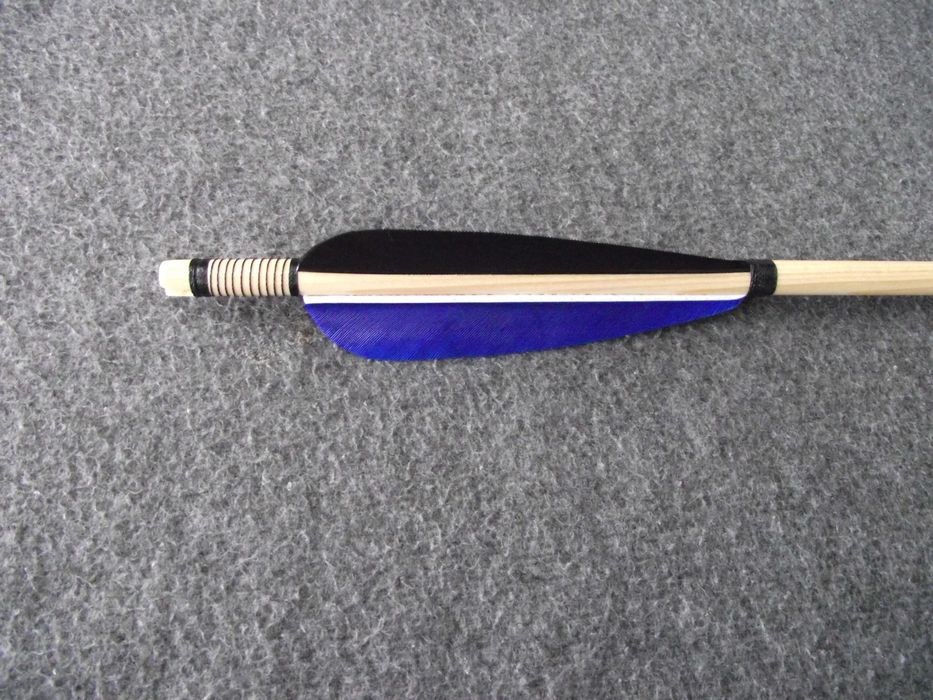 30-35 świerk  nr 569 Komplet 32" strzał do łuku strzała drewniana