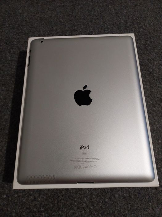Lenovo Tab E10 + IPad A 1395