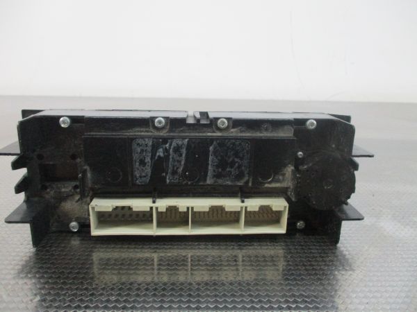 Comando chauffage / sofagem VOLKSWAGEN Passat (3B3)