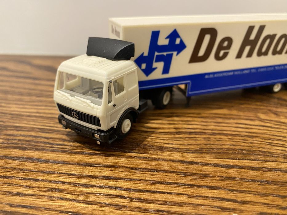 Mercedes NG De Haan Herpa 1:87 H0