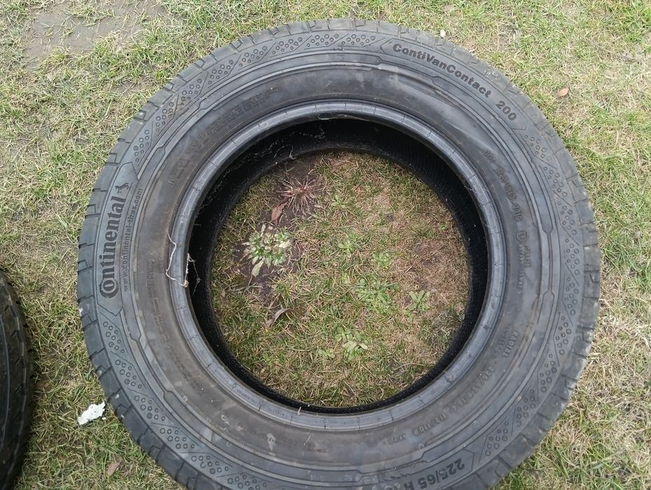 Opona 225/65R16C