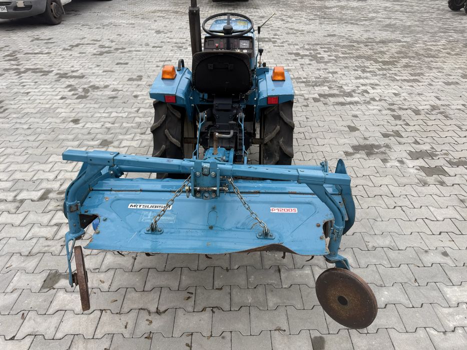 Японський трактор Mitsubishi MT1601