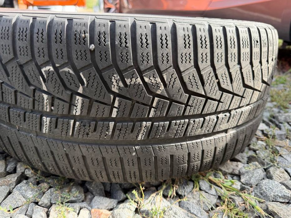 Hankook 225/45/R18. Зима. Комплект 8000 тыс грн.
