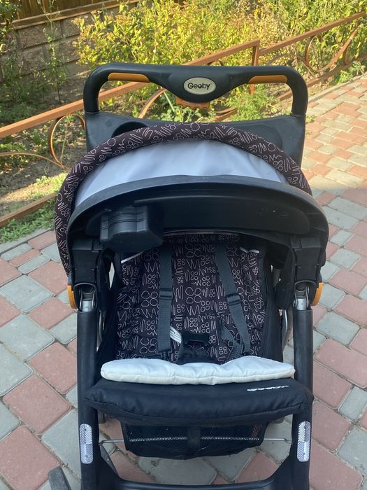 Продам коляску Geoby