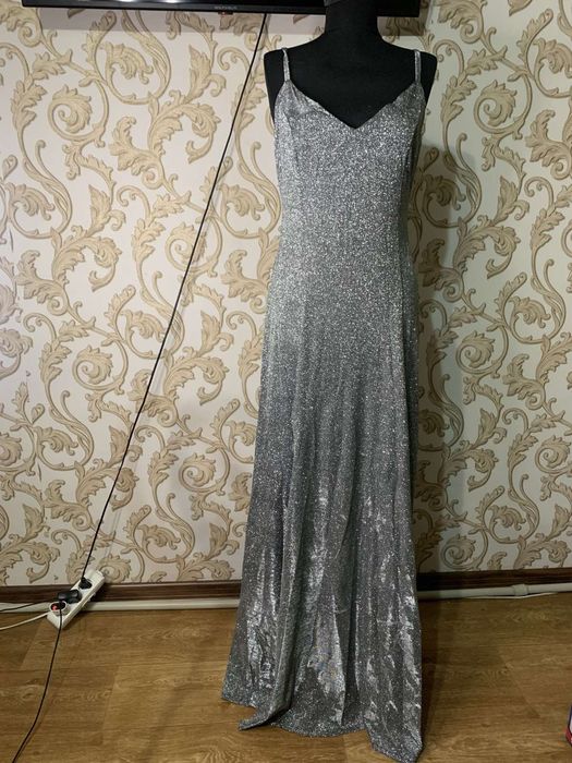 Святкова сукня.Торг