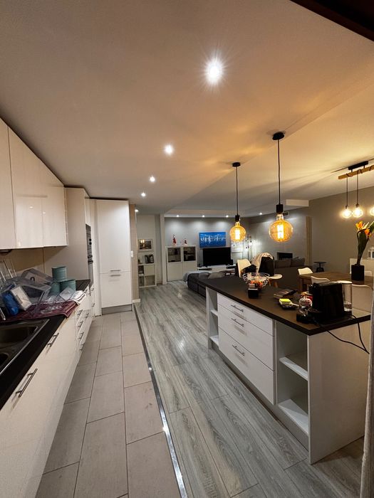 T2 mobilado em Setúbal | 106 m² área útil + arrecadação e parqueamento