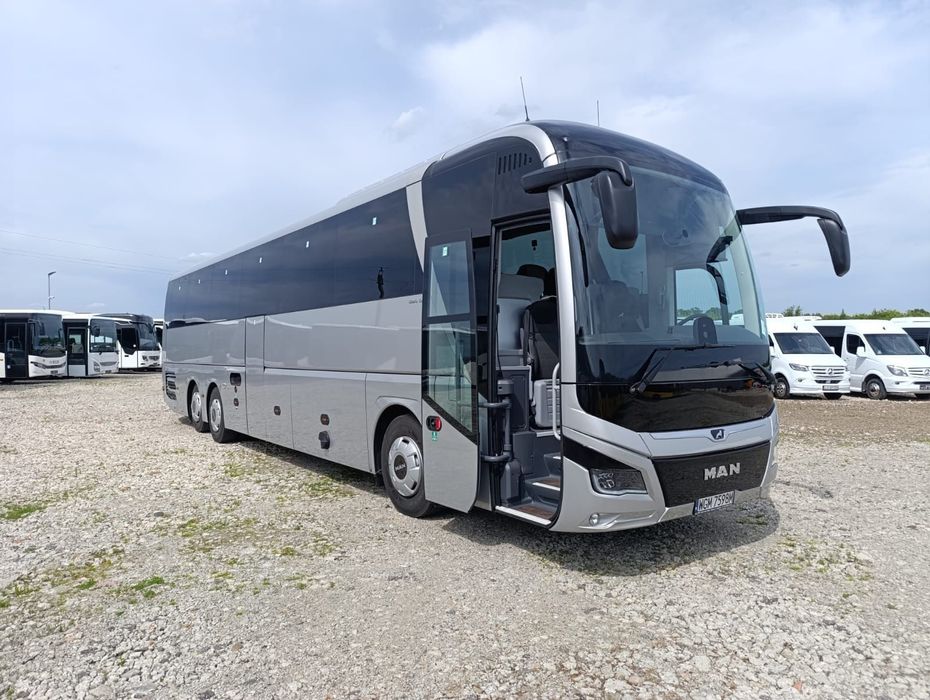 MAN Lion's Coach  Raty 0%, ilość miejsc 63
