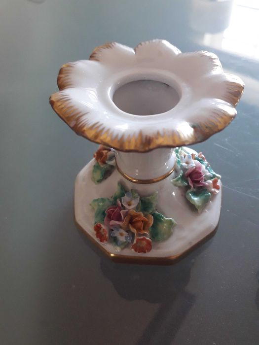 Castiçais antigos em porcelana Vista Alegre