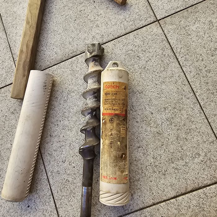 2 Brocas bosh sds max