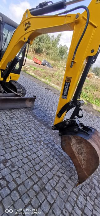 Mini giratória jcb 8055 rts