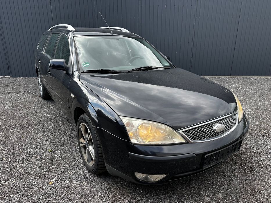 Ford Mondeo 1.8 benzyna Kombi 2004 rok 207000 km Klimatronik Manual Alufelgi Elektryczne Szyby