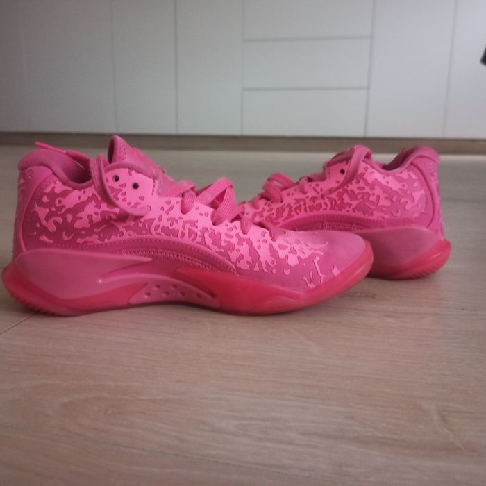 Jordan Zion 3 (rozm.36,5; dł.wkładki 23,5cm)