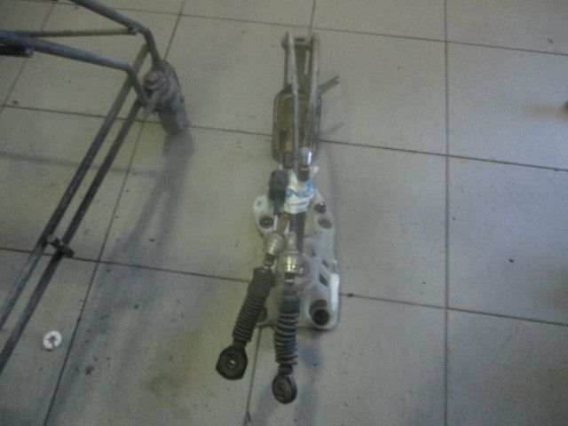 Seletor caixa velocidades TOYOTA Yaris (_P9_)
