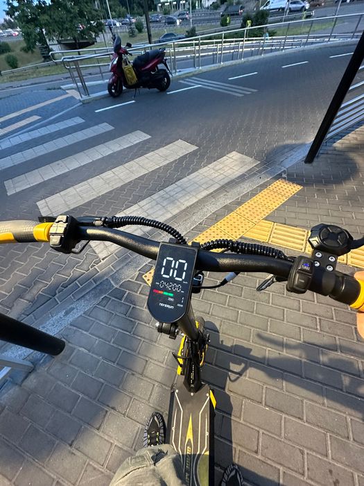 Електро самокат Teverun