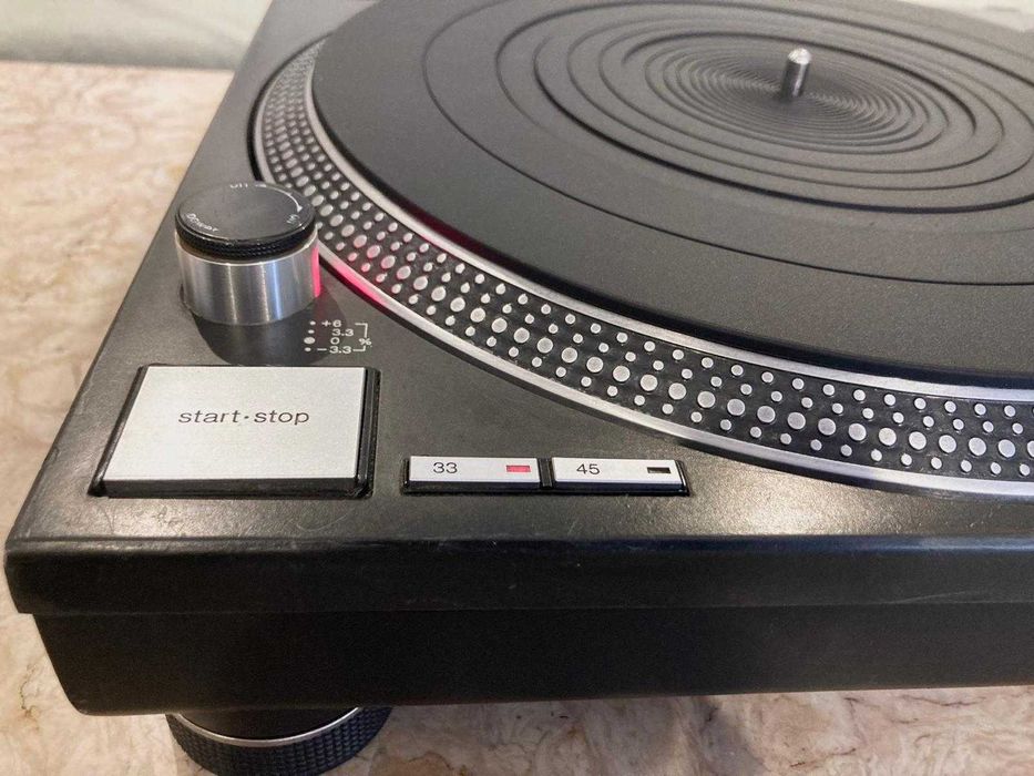 TECHNICS 1210 MK2 com dust cover e agulha nova, pitch/motor calibrado   750€