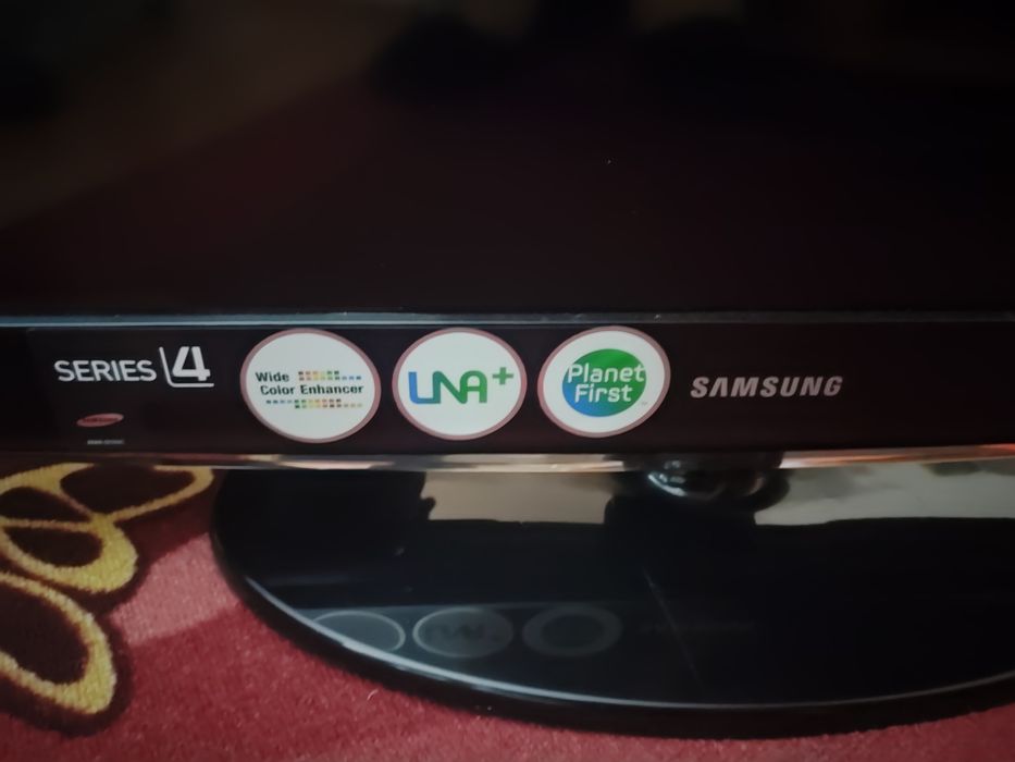 Телевизор Samsung