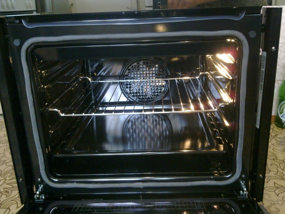 Стильна духова шафа Whirpool WH  Piroliz, Авто-програми, made in ITALY