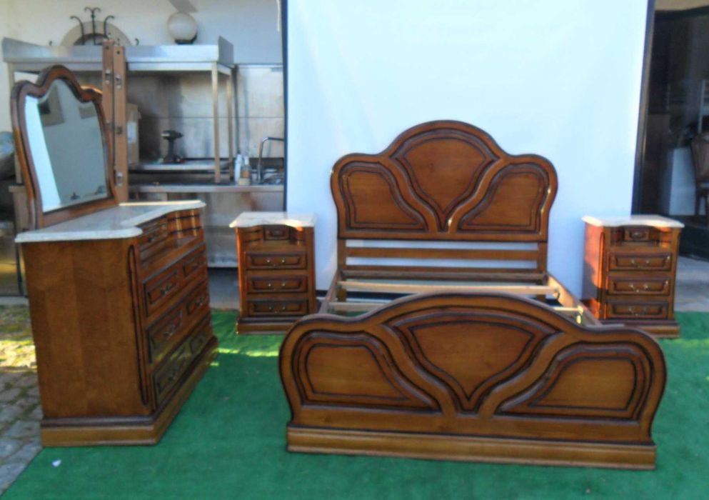 Mobília de quarto de casal completa
