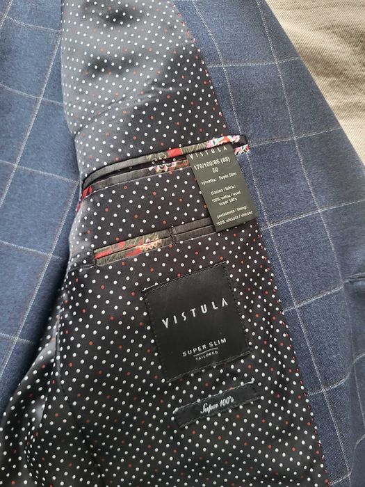 Garnitur Vistula Super Slim 50 kratka plus kurtka