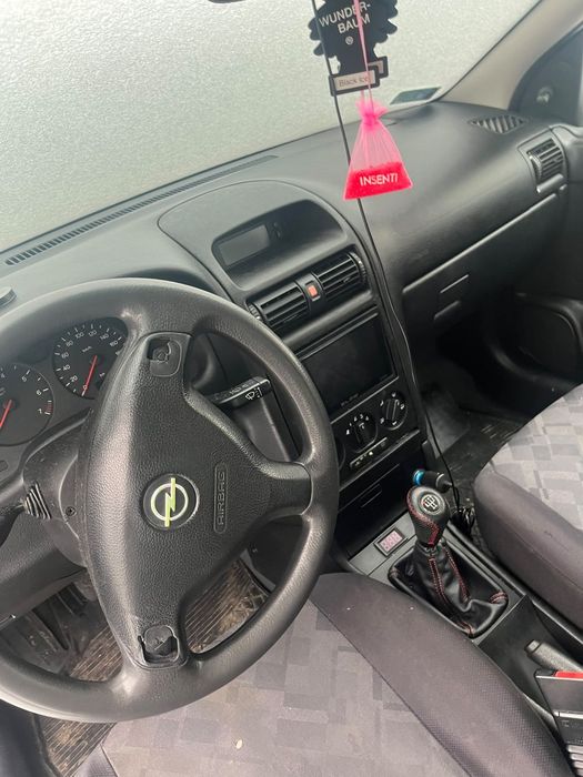 Opel Astra  II Ciemny zielony kolor 1.4 benzyna