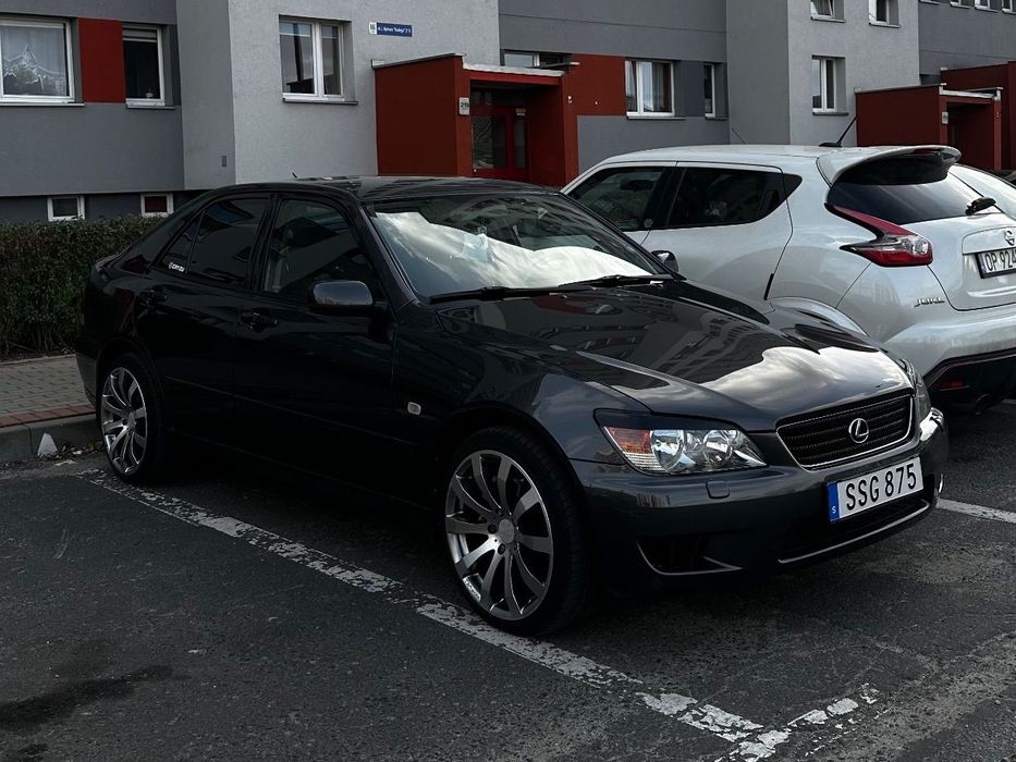 Lexus IS Lexus is200 1g-fe 2001