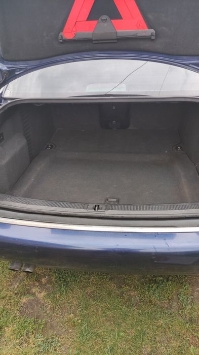 Audi A 8 D2 Long