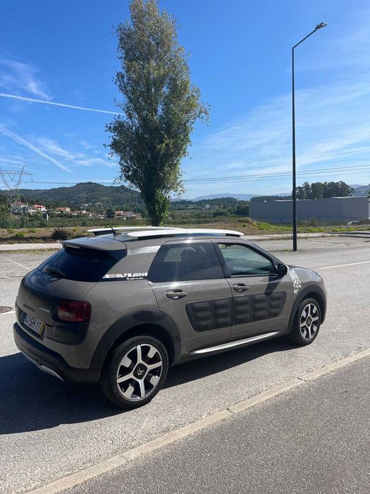 Citroën C4 Cactus 1.2 Pure Tech Rip Curl