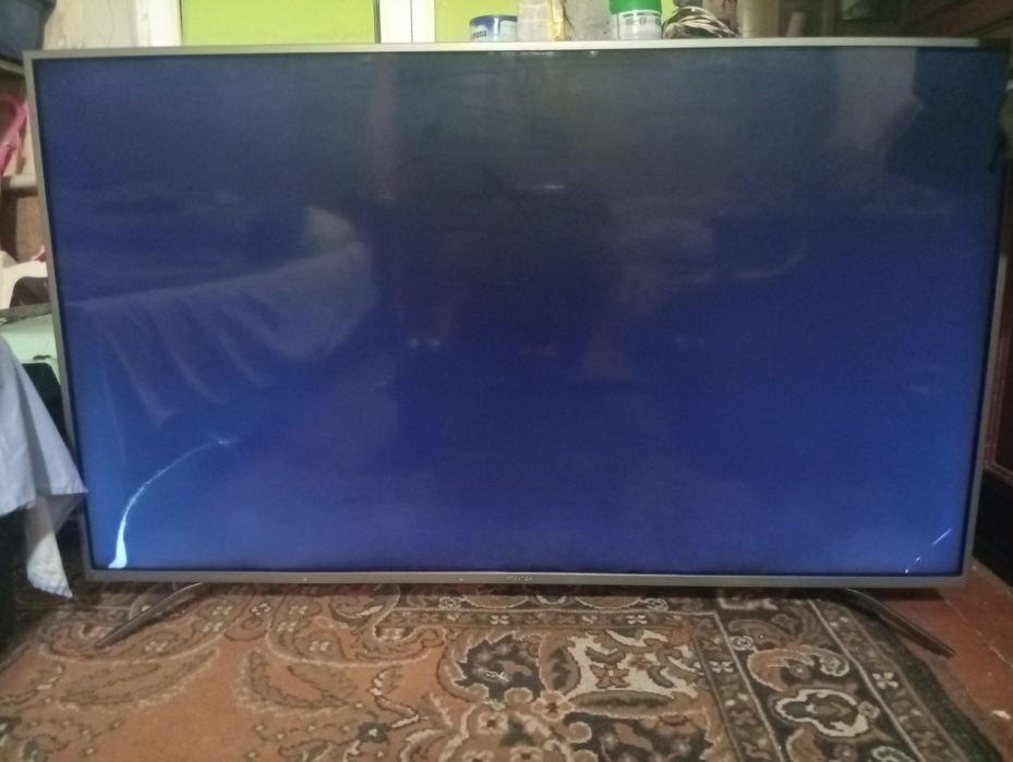 Продам хайсенс 55дюймов