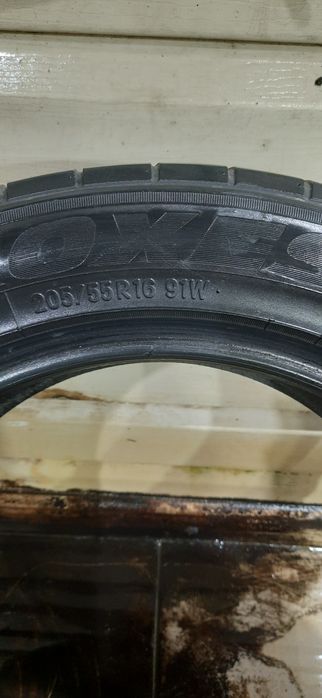 Продам шини шини легкові