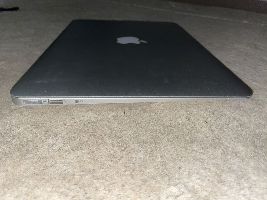 Macbook air 13 mid 2012