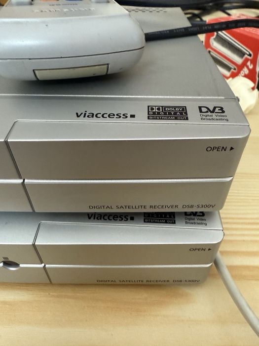Супутноковий приймач SAMSUNG DSB - S300V