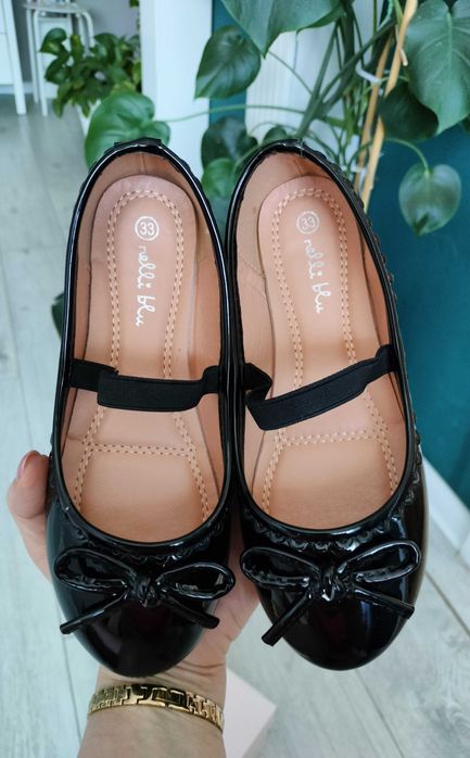 Buty dziewczęce, baleriny lakierowane, czarne, rozmiar 33.