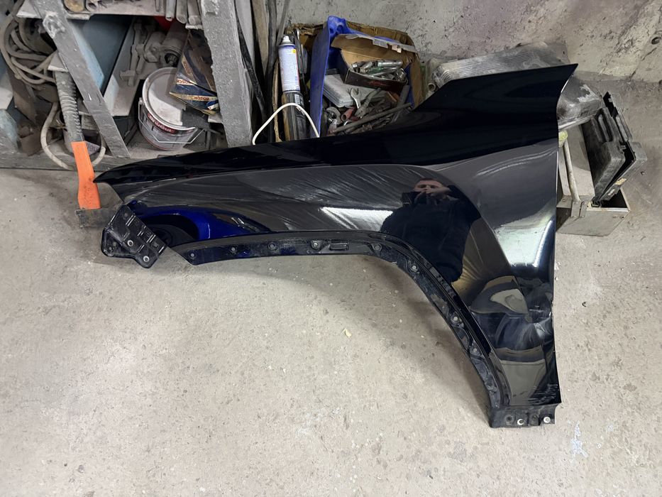 Крило передне ліве toyota land cruiser 300