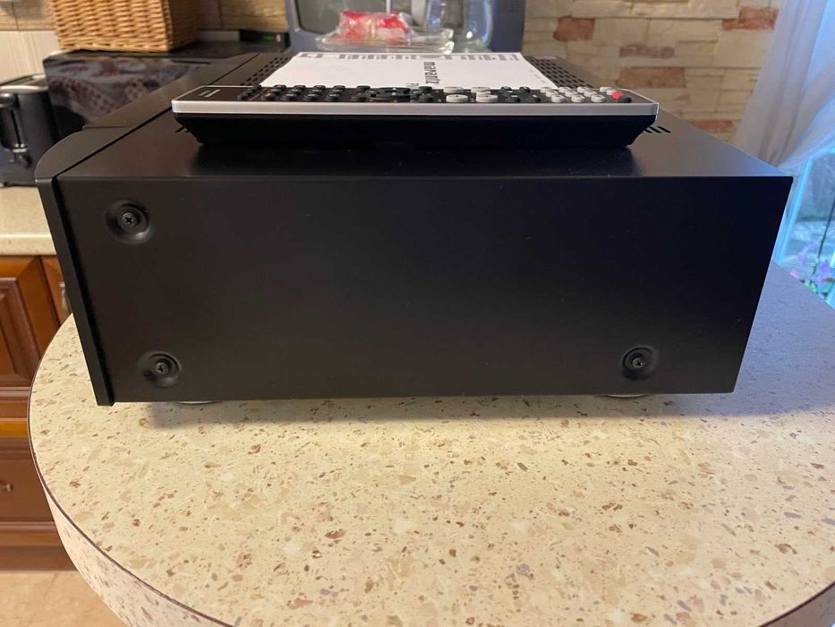 MARANTZ PM 7004. Made in Japan. Состояние нового. Комплектность.