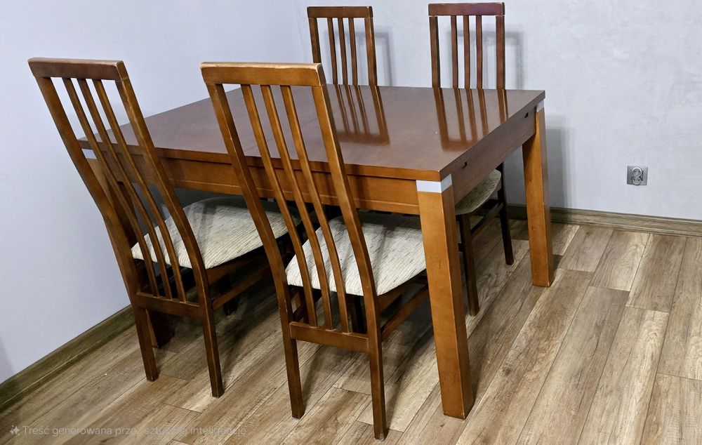 Duży drewniany stół + 4 krzesła