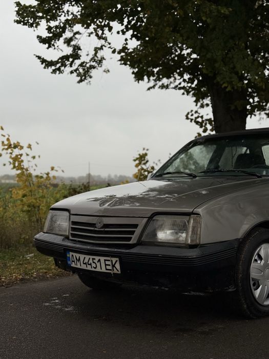 продам авто Opel Ascona