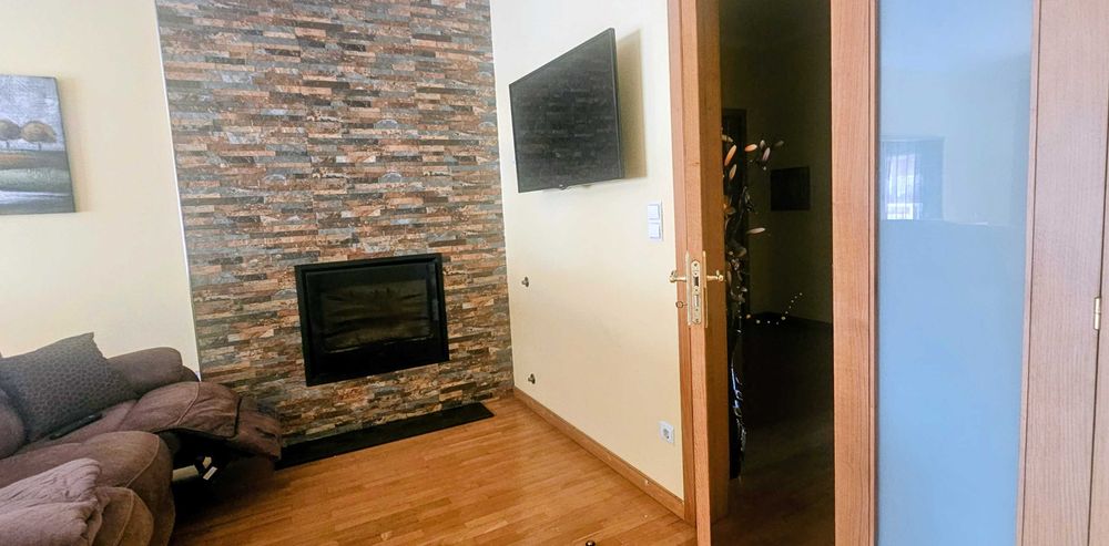 Oportunidade Única: Apartamento T4 Familiar com Áreas Generosas e Localização Premium!