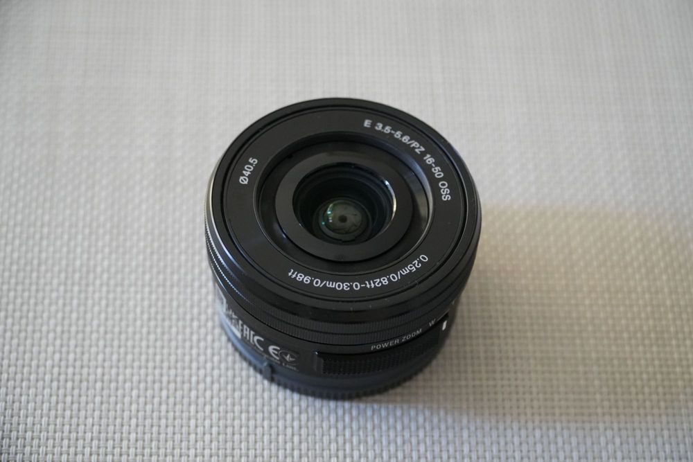 Objetiva SONY 16-50mm