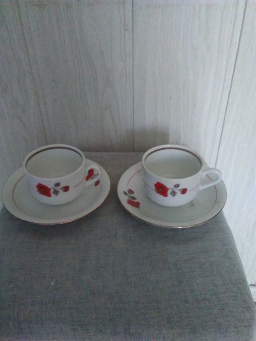 Filizanka z talerzykiem kawa herbata