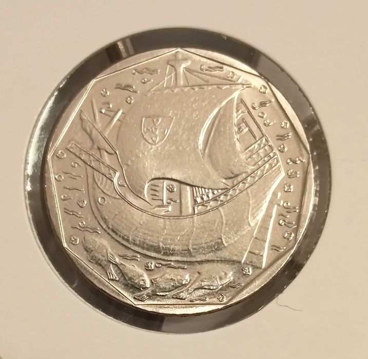 Moedas de 50 escudos Cupro-Níquel