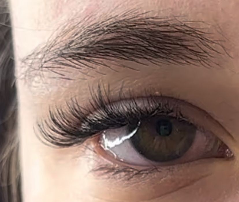 Нарощування вій. Потрібні моделі