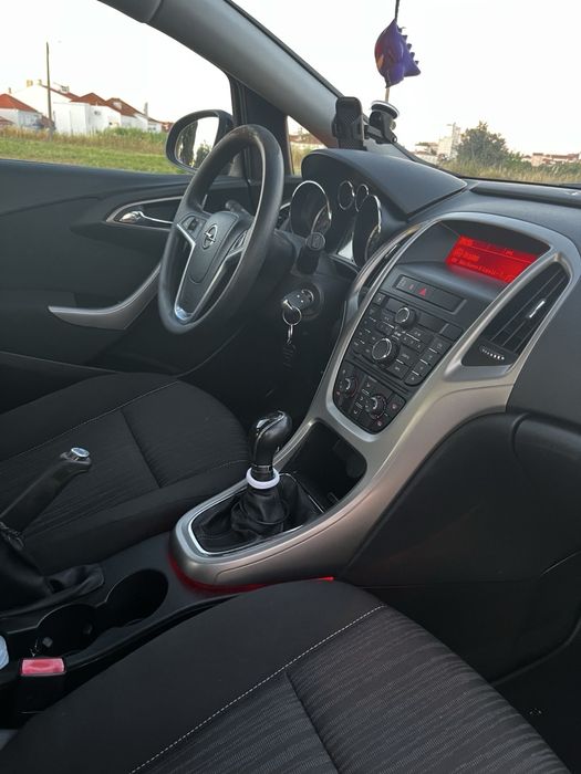Opel Astra J 1.4 Turbo Cosmo | 124 mil km | Excelente Estado
