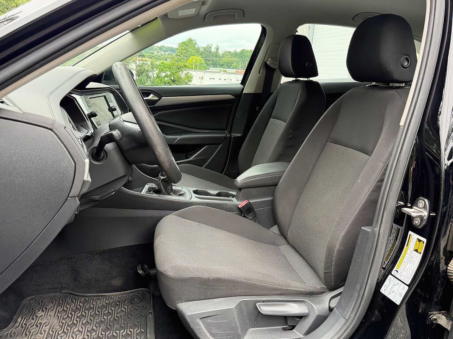 Volkswagen Jetta 2020