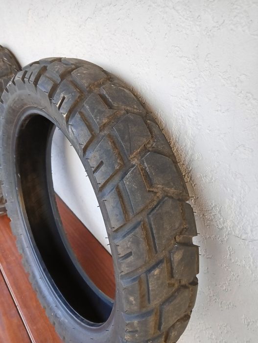 Продам мото шини на Теккен майже нові