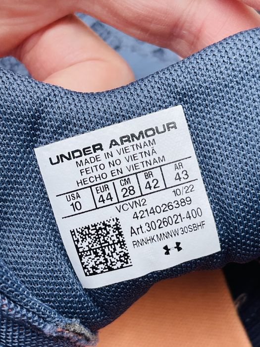 Чоловічі кросівки Under Armour TriBase Reign 5