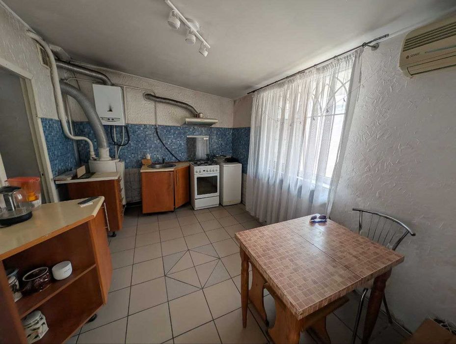 3 комн., Б. Хмельницкого / Мечникова, Привоз, центр все рядом