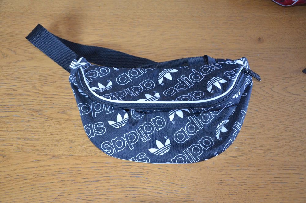 duża nerka Adidas  czarno-biała