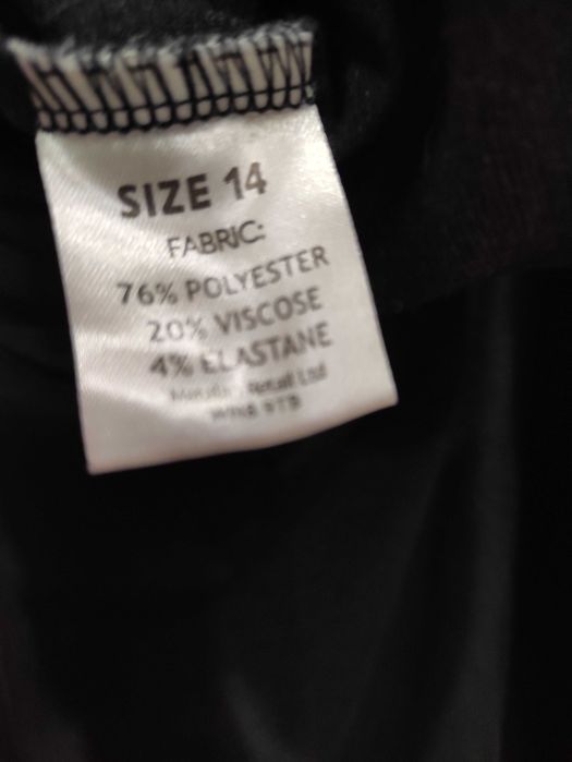 Спідниця-олівець пряма спідниця класична міді р.50/EUR42