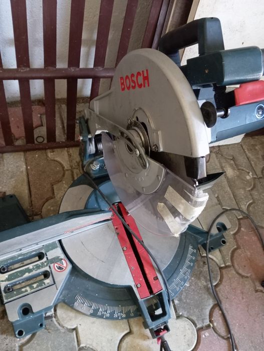 Bosch gcm 12 profesional